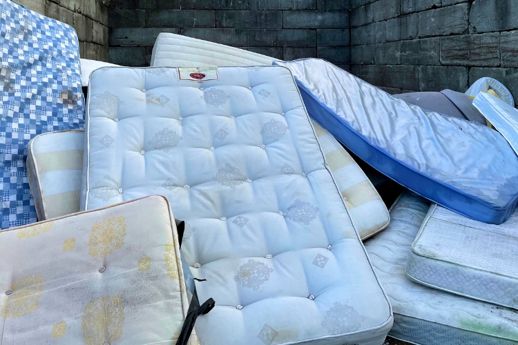 How to Get Ready For Mattress Disposal in New York